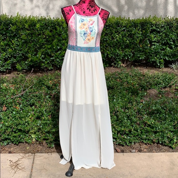 Flying Tomato Dress Size Medium - Picture 1 of 6